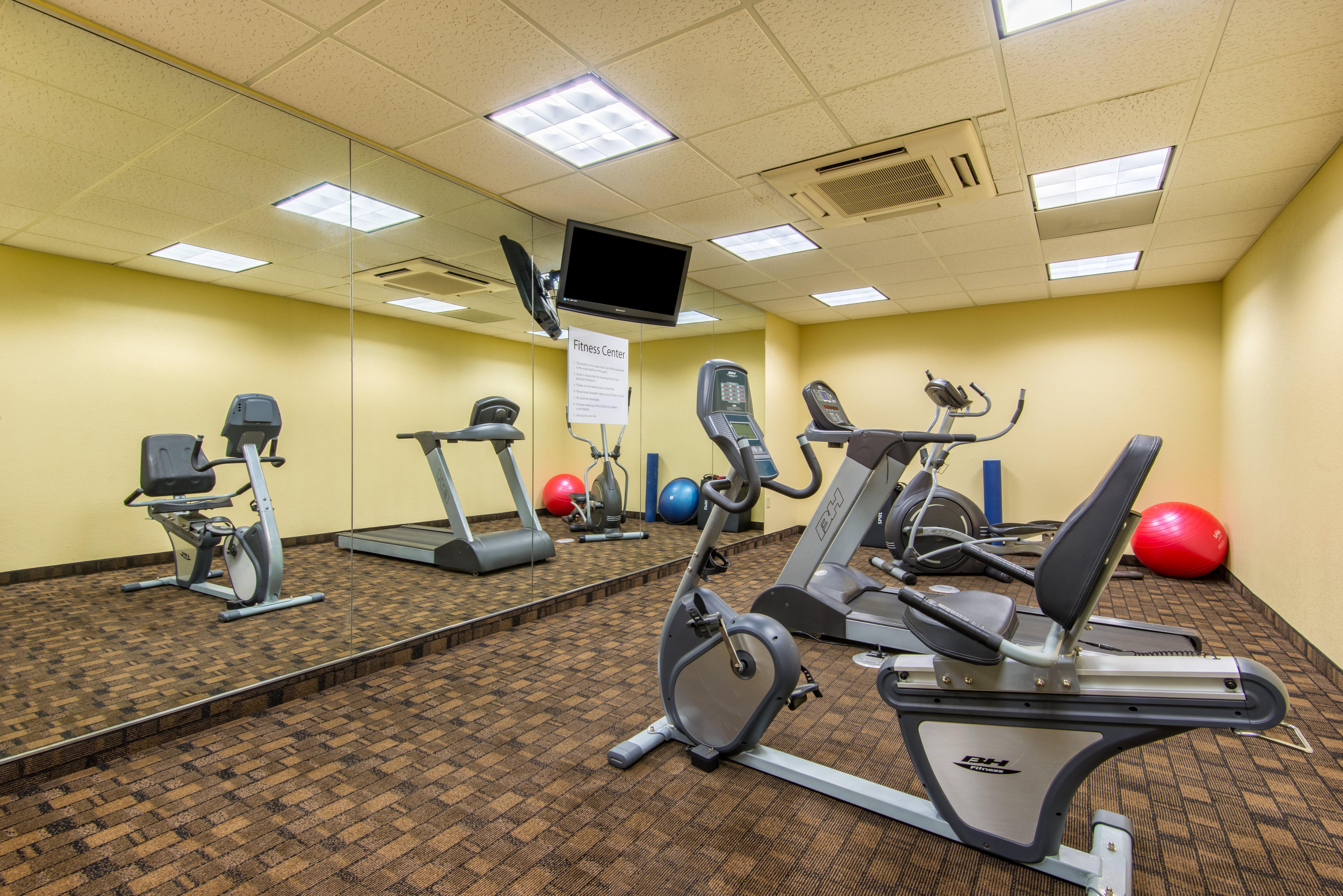 Hotel Express & By Ihg El Dorado