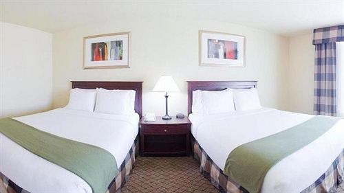 Hotel Express & By Ihg