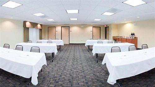Express & By Ihg 2*