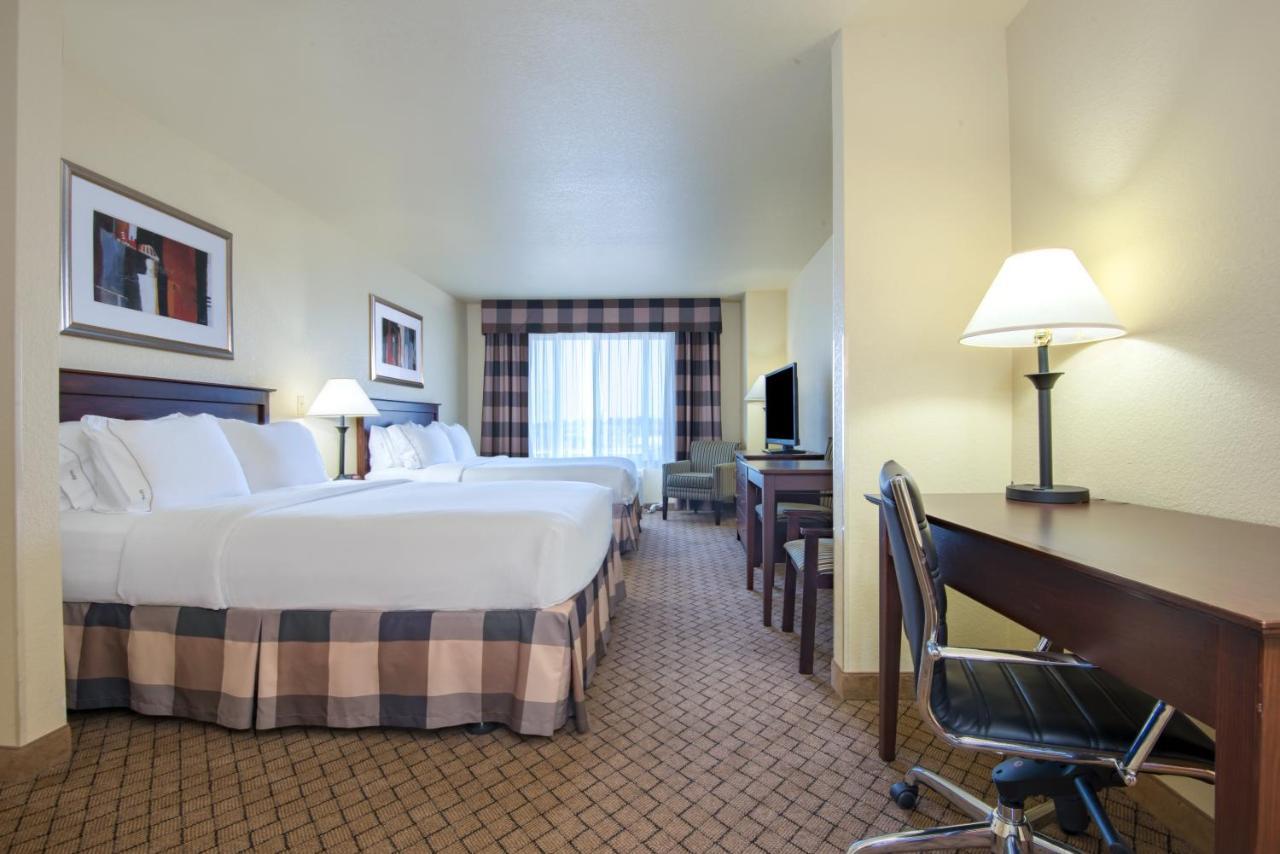 Hotel Express & By Ihg